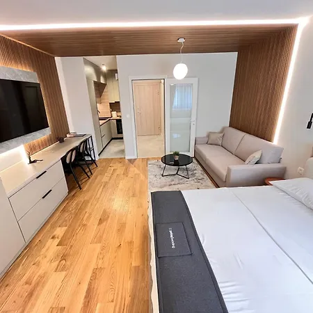 Apart 28- Luxury Suites Podgorica Exterior photo