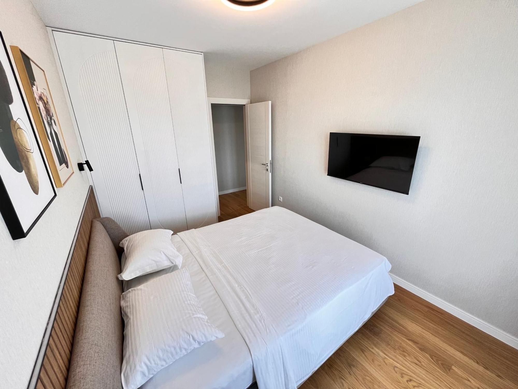 28- Luxury Appartement Podgorica